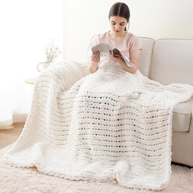Battilo Chunky Knit Throw Blanket, Soft and Thick Chenille Throw Blanket, 50"x60" Handmade Cable Knit Crochet Blanket, Large Rope Knot Throw Blankets for Couch Sofa Bed Home Decor, Cream