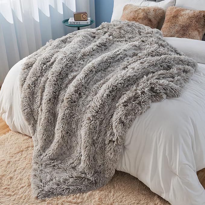 GONAAP Fuzzy Faux Fur Throw Blanket Queen Size Frosty Grey Super Soft Cozy Plush Fuzzy Shaggy Blanket for Couch Sofa Bed (Frosty Grey, Queen(90"x90"))
