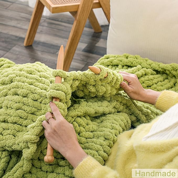 WESHIONGOO Chunky Knit Blanket Throw Knitted Throw Blankets for Couch Bed Fluffy Soft Blanket with Jumbo Chenille Yarn Thick 100% Handmade (Lime Green, 40"×40")