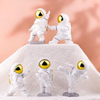 Astronaut Figurine,Astronaut Decor,Kung Fu Astronaut Figure Sculpture Spaceman Décor,Sculptures Home Décor,White Gold Shelf Decoration,Table Decor,Cute Mini Space Figure Ornament Decorative Astronaut