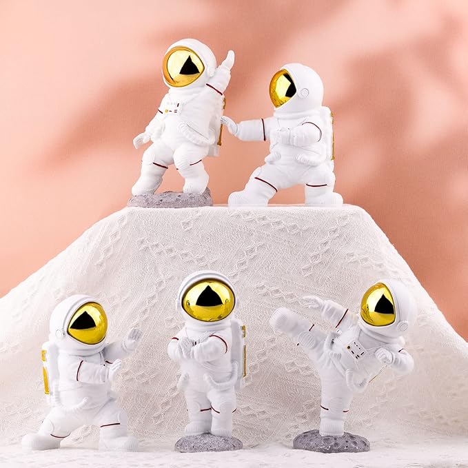 Astronaut Figurine,Astronaut Decor,Kung Fu Astronaut Figure Sculpture Spaceman Décor,Sculptures Home Décor,White Gold Shelf Decoration,Table Decor,Cute Mini Space Figure Ornament Decorative Astronaut