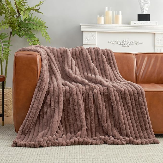 Amélie Home Faux Fur Throw Blanket for Couch, Cozy Fuzzy Fluffy Fur Luxurious Soft Striped Plush Gift Blankets for Family Sofa Chair Bed Living Room Bedroom, 55"x70", Light Coffee