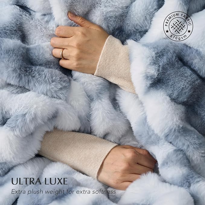EVERGRACE Ultra Soft Luxury Fluffy Ridgeline Faux Rabbit Fur Throw Blanket, Thick Warm Bubble Throw for Bed, Cozy Plush Reversible Blankets for Couch, Chair, Sofa, Cloud Blue, 50x60 Inches, 870 GSM