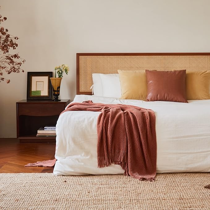 lifein Throw Blanket for Couch, Soft Boho Bed Throw,Cozy Burnt Orange Chenille Knitted Small Spring Lightweight Throw for Spring(Rust,50 * 60")