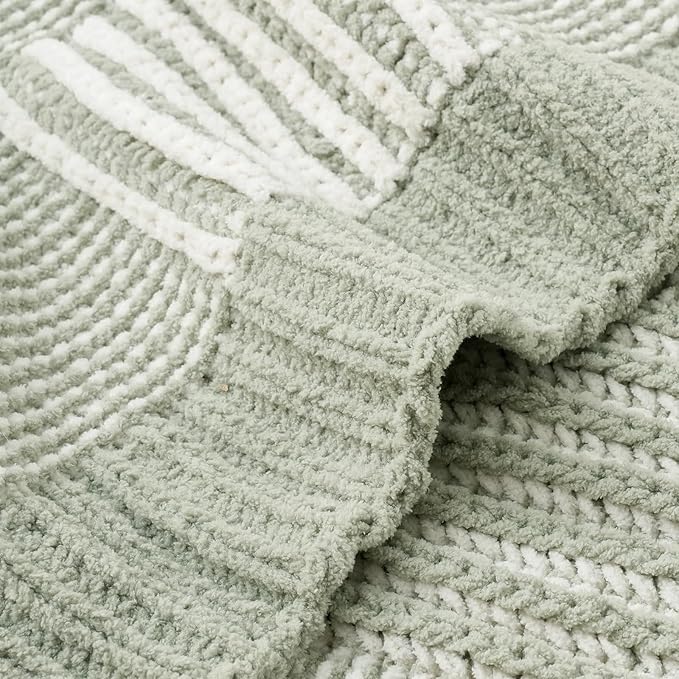 Amélie Home Chenille Knit Throw Blanket for Couch, Checkered Texture Decorative Soft Blanket for Sofa, Bed & Living Room, 50"x60", Sage Green & White