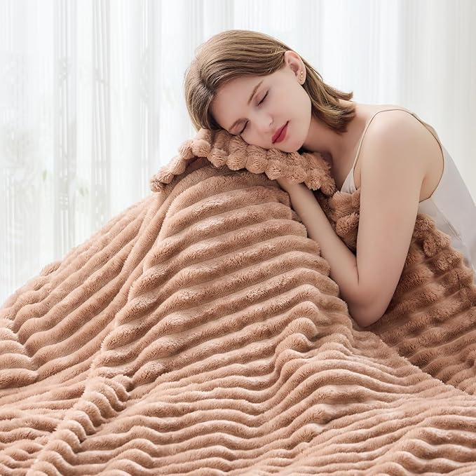 NEWCOSPLAY Super Soft Throw Blanket Taupe Premium Silky Flannel Fleece 3D Ribbed Jacquard Lightweight Bed Blanket All Season Use (Taupe Ribbed, Throw(40"x50"))