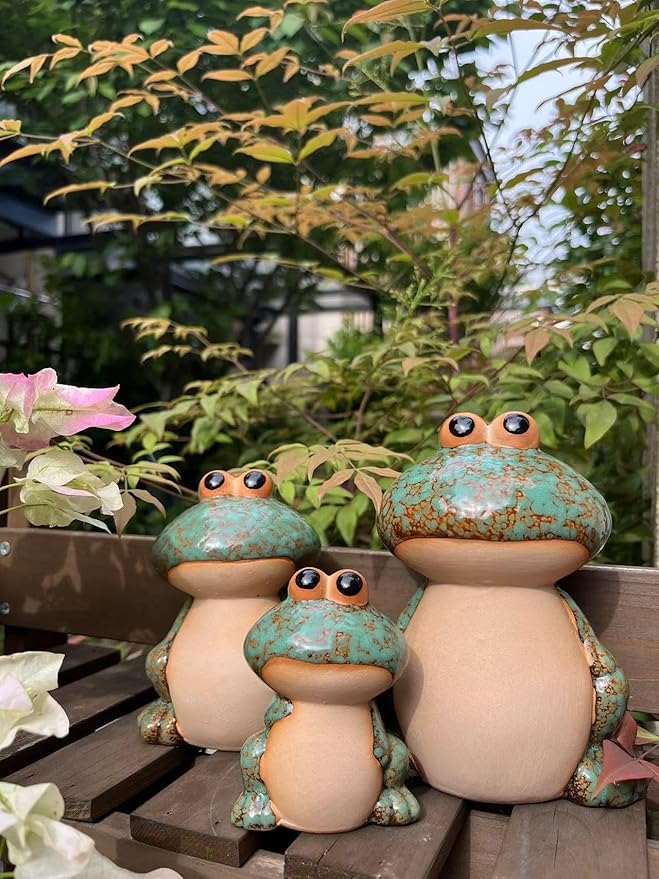 Frog Garden Decor Set of 3,Funny Cute Ceramic Frog Garden Statues Yard Decoration Outdoor Holiday Decorations,Ideal Ornament for Outside Pond Pool Patio Front Porch Backyard (Green)