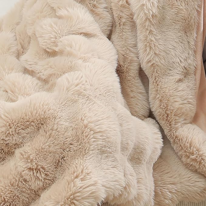 RYNGHIPY Faux Fur Blanket for Couch Fluffy Warm Throw Blanket for Sofa Bed Thick Furry Bubble Blanket (Camel, 51''x63'')