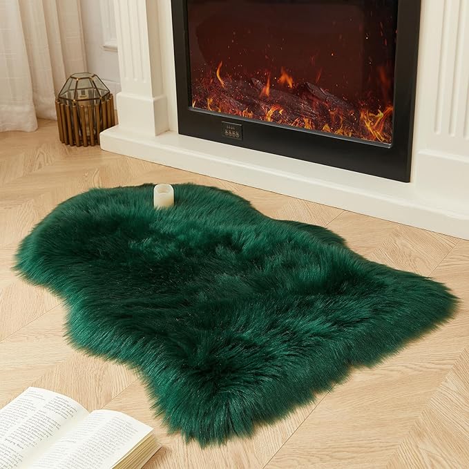 AMTOVO Faux Fur Rug, Dark Green Small Area Rug, Fluffy Sheepskin Rug, Fuzzy Ultra Soft 2 x 3 ft Shag Rugs for Bedroom Sofa Throw Cushion Room Decor, Sheepskin