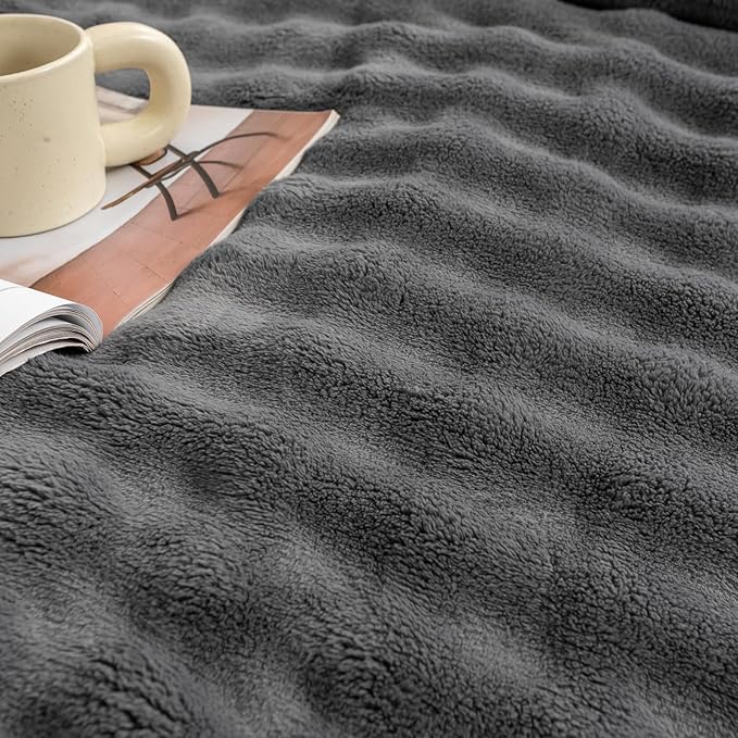 YUSOKI Luxury 3D Bubble Throw Blanket 3.1lb,All Ages,Home Decoration, (Grey,60 * 80inches)