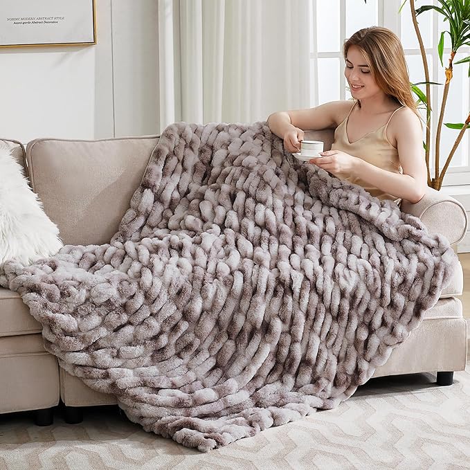 Ultra Soft Luxury Faux Fur Twin Blanket for Counch,Fuzzy Fluffy Plush Warm Cozy Elegant Wrinkled Blanket for Sofa Bedroom Living Room,（60"x80",Tie-dye Taupe）
