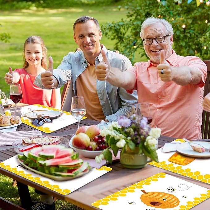 Honey Bee Placemats Set of 6 Summer Plastic Table Mats Yellow Bee Theme Placemats Washable Farmhouse Rustic Holiday Table Decoration for Indoor Outdoor Party Kitchen Dining
