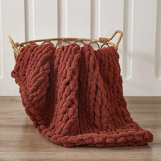 WESHIONGOO Chunky Knit Blanket Throw　40"*40“ Knitted Throw Blankets for Couch Bed Fluffy Soft Blanket with Jumbo Chenille Yarn Thick 100% Handmade(Ｒｕｓｔ)