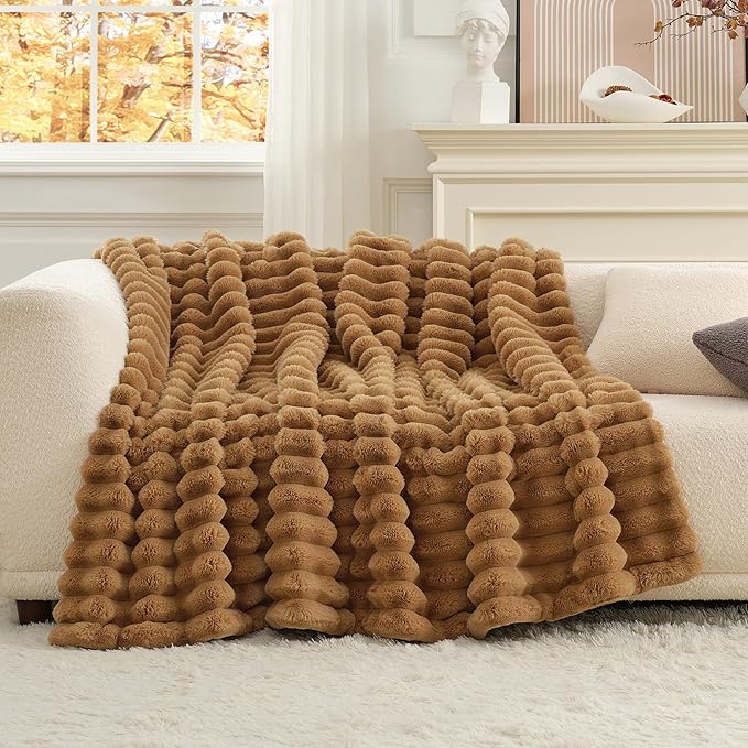 Cozy Bliss Faux Fur Throw Blanket for Couch, Cozy Warm Plush Striped Blanket for Sofa Bedroom Living Room, 60 * 80 Inches Toasty Brown