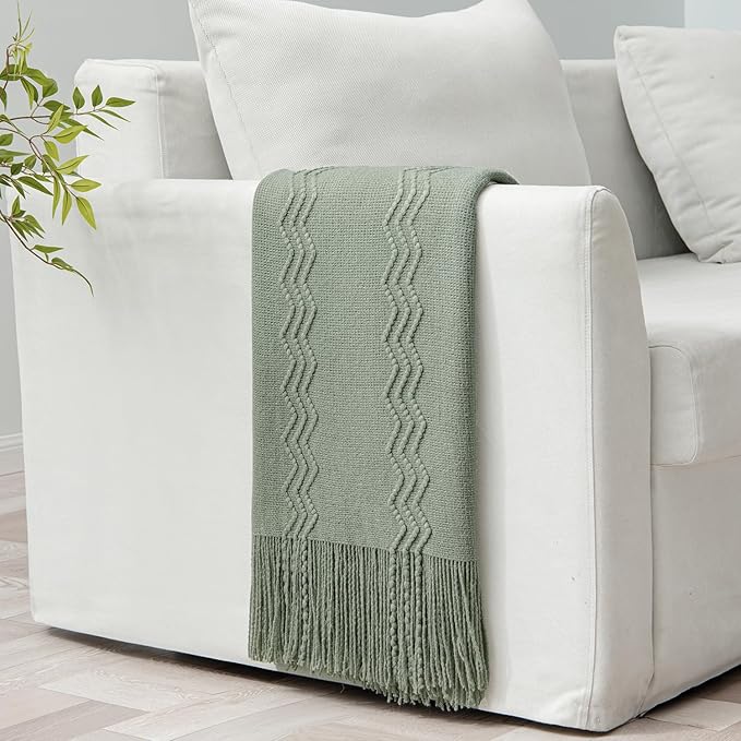 MIULEE Sage Knitted Throw Blanket for Couch Boho Green Textured Cozy Woven Decorative Farmhouse Blanket with Tassels for Sofa Chair Bed Living Room, Lightweight Spring Home Decor 50"x60"