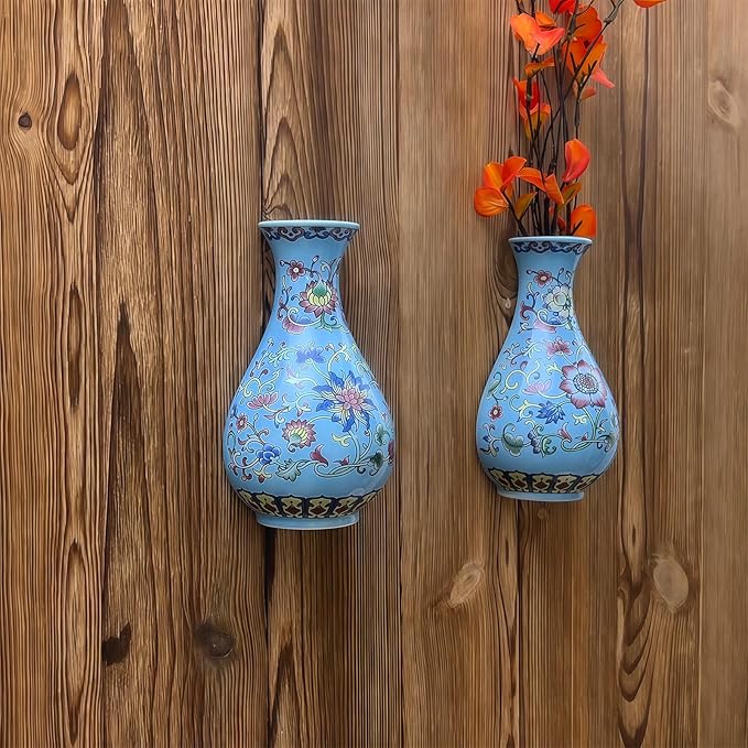 Set of Two Handmade Chinese Blue & White Porcelain Wall Mounted Vases – Chinoiserie Ceramic Flower Vase for Indoor Home Décor, Wall Hanging Vases for Living Room & Bookshelf