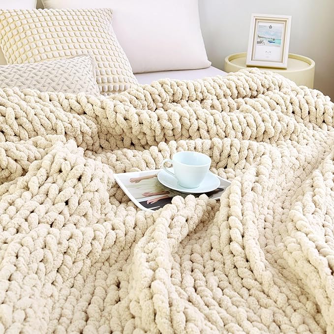 Admitrack Chunky Knit Blanket Throw 51"x63", 100% Hand Knit Chenille Throw Blanket for Sofa & Home Decor, Soft and Cozy Knitted Throw Blankets (Ivory，51"x63")