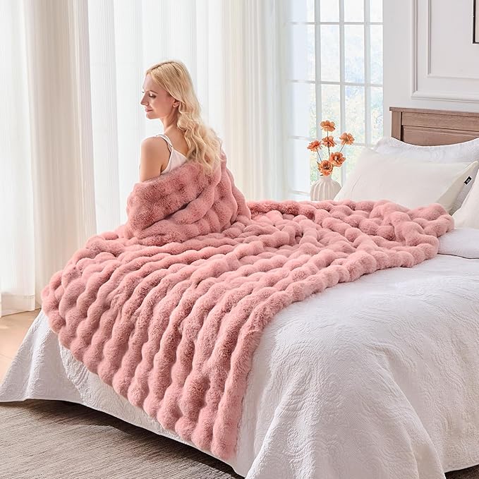 BENVWE Faux Fur Throw Blanket for Couch Bed - Fluffy Soft Thick Bubble Blanket for Living Room Home Decor - Mothers Day Birthday Gifts for Women, Dusty Pink, 63" x 80"