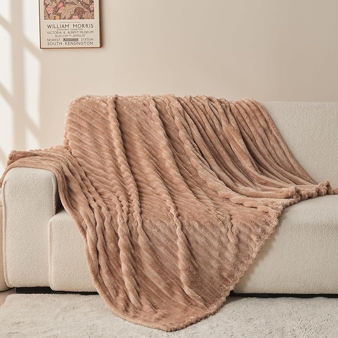 NEWCOSPLAY Super Soft Twin Blanket Taupe Premium Silky Flannel Fleece 3D Ribbed Jacquard Lightweight Bed Blanket All Season Use (Taupe Ribbed, Twin(60"x80"))