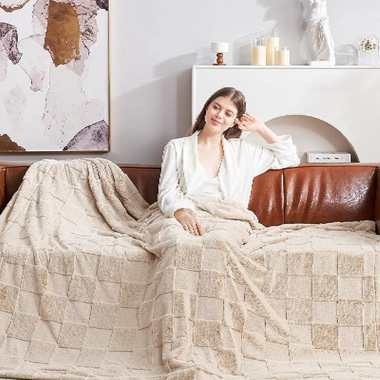 Cozy Bliss Tan Checkered Large Faux Rabbit Fur Twin Bed Blanket, Soft Fuzzy Fluffy Minky Furry Blankets for Couch, Bed, Adults (60 * 80 Inches Beige)