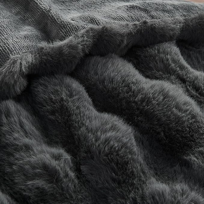 Lotus Karen Queen Size Faux Fur Blanket Dark Gray - Big Bubble Rabbit Fluff Throw for Bed Large Fluffy Fuzzy Cozy Thick Furry Plush Shaggy Blankets 90x90 Inches