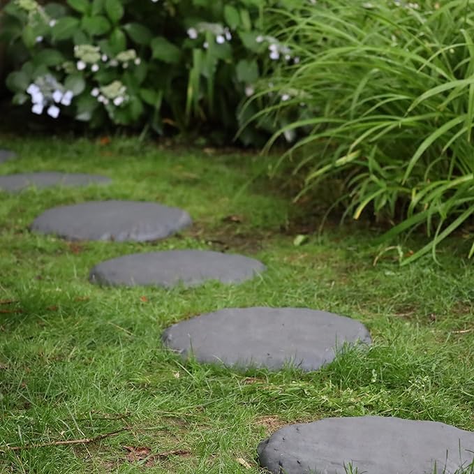 Ei Circular 15.5” Stepping Stones with Ground Stakes - Home or Garden Step Stones for Outdoor Walkway or Pathway Pavers - Resin Material (8, Slate Grey)