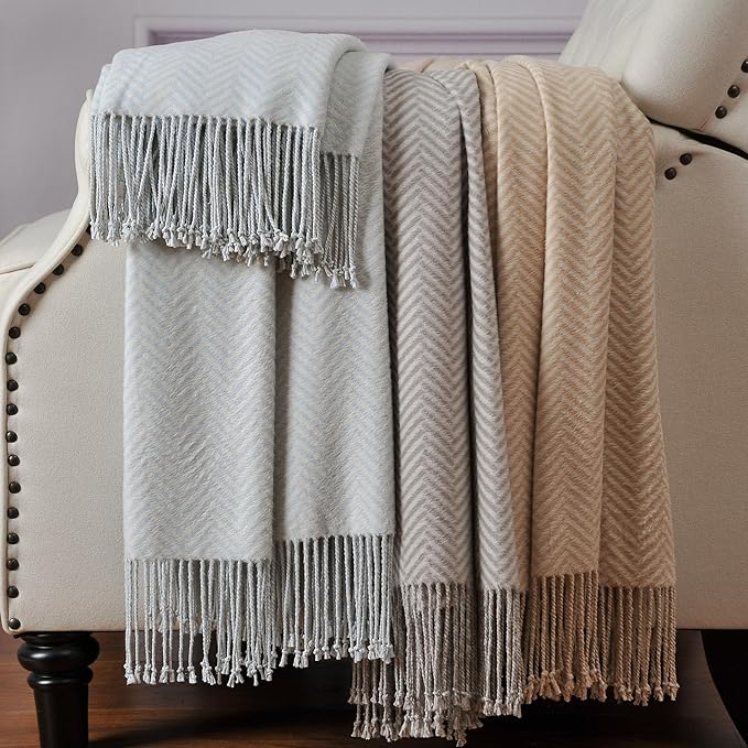 CUDDLE DREAMS Silk Throw Blanket with Hand-Knotted Fringe, Natural, Soft & Breathable (Herringbone Blue)