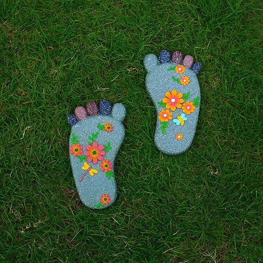 Stepping Stones - Resin Footprint Shaped Set of 2 (Light Gray)