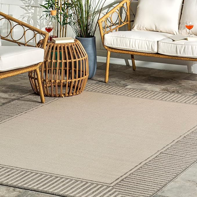nuLOOM 5' x 8' Outdoor Area Rug, Casual Design With Striped Border, Stain Resistant, Highly Durable, For Patio, Balcony, Bedroom, Living Room, Dining Room, Bathroom, Light Grey