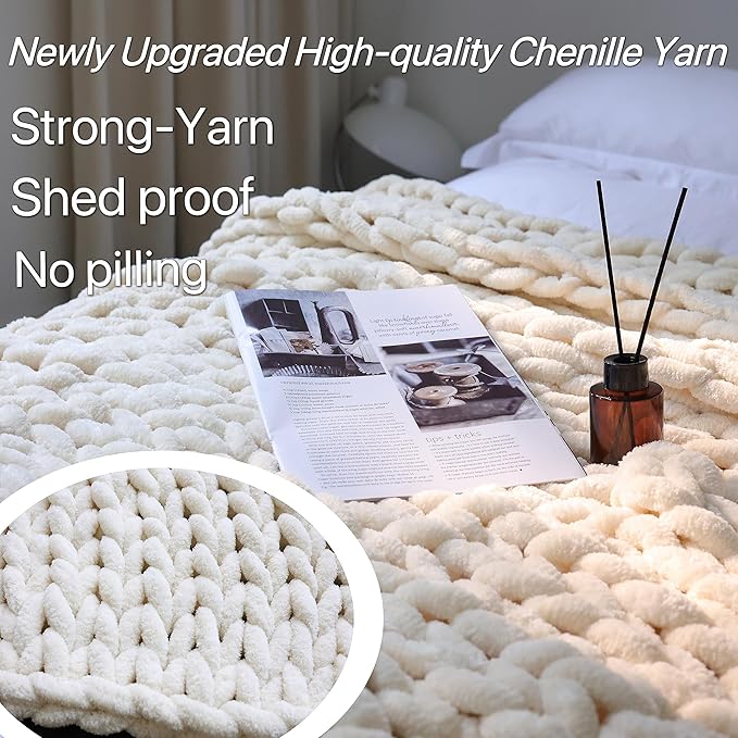 Maetoow Chenille Chunky Knit Blanket Throw （30×40 Inch）, Handmade Warm & Cozy Blanket Couch, Bed, Home Decor, Soft Breathable Fleece Banket, Christmas Thick and Giant Yarn Throws, Cream