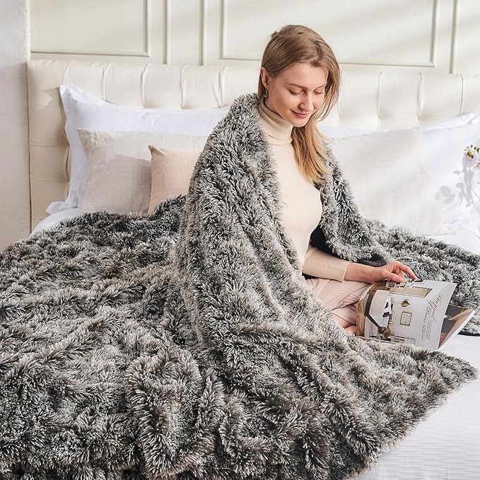 GONAAP Fuzzy Faux Fur Throw Blanket Queen Size Frosty Black Super Soft Cozy Plush Fuzzy Shaggy Blanket for Couch Sofa Bed (Frosty Black, Queen(90"x90"))