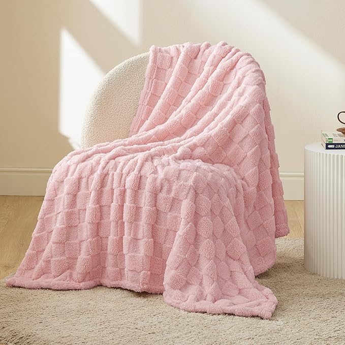 Bedsure GentleSoft Blush Pink Throw Blanket for Couch - Checkered Fleece Blankets Gifts for Women Men Girls, Cute Soft Cozy Throw for Bedroom Home Decor Gifts, 50x60 Inches