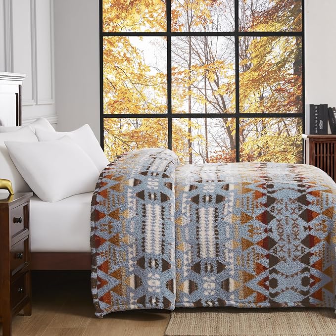 CASAAGUSTO Boho Sherpa Throw Blanket, Aztec Queen Blanket, Ultra Soft, Warm, Cozy, Plush, Thick Fleece Bohemian Throw Blanket for Couch, Bed, Sofa (Blue Grey 90 * 90 Inch)