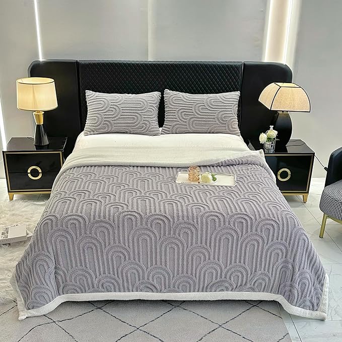 UKELER Throw Blanket 60 × 80 inch, Ultra Soft Twin Size Sherpa Fleece Blanket for All Season, Cozy Plush Arch Blankets for Bed Couch Sofa Office Camping, Grey