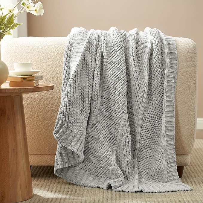 Amélie Home Chenille Knit Throw Blanket for Couch, Chevron Texture Decorative Soft Blanket for Sofa, Bed & Chair, 60"x80", Light Grey