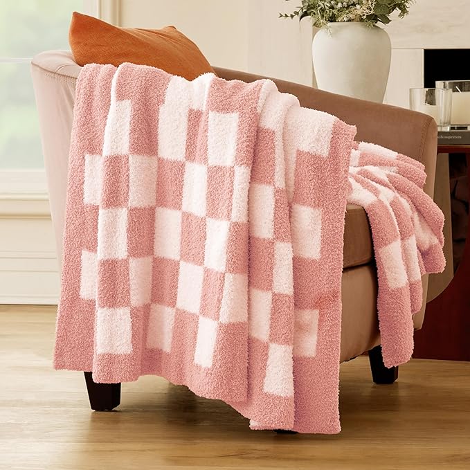 Joiedomi Throw Blanket for Couch, Pink White Checkered Knitted Blankets Gifts for Women Mom Girls, Cozy Cute Soft Throw Home Room Decor Aesthetic Women Mothers Birthday Gifts 50x70 Inches