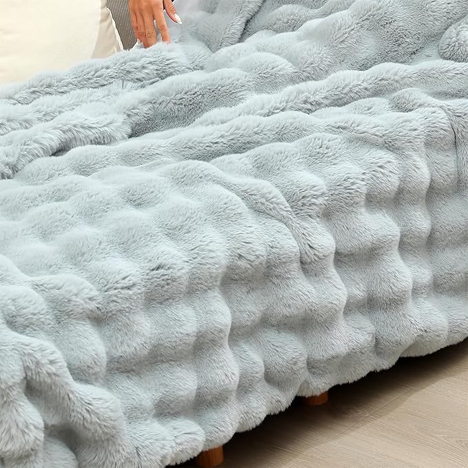 RYNGHIPY Faux Fur Throw Blanket Double Side Thick and Warm for Couch Plush Fluffy Faux Rabbit Fur Decoration for Sofa Chair and Bed Grey Winter Blanket (Grey, 51''x63'')