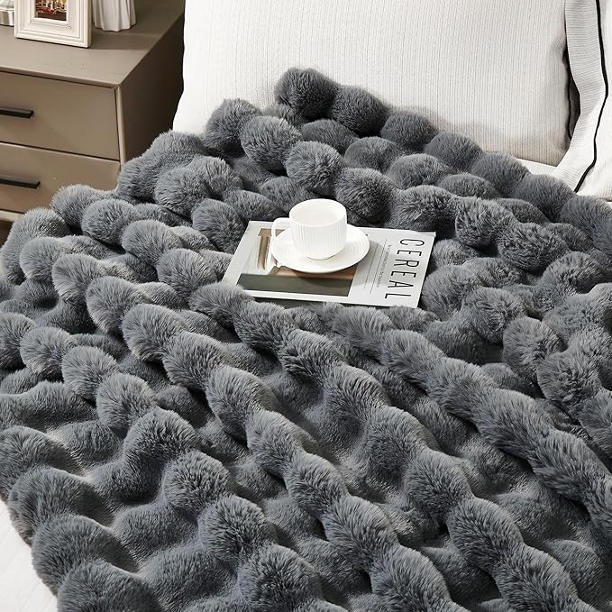 DREAMNINE Large Soft Thick Fuzzy Bubble Faux Rabbit Fur Bed Blanket Queen Size 80" x 90",Reversible Gray Plush Big Warm Shaggy Fluffy Blankets for Sofa, Solid Luxury Cozy Cute Bumpy Furry Blanket,Grey