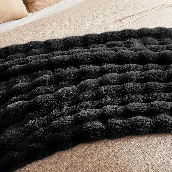JELLYMONI Faux Fur Throw Blanket - Plush Black Cozy Blanket for Couch & Bed, Ultra-Soft Fuzzy Texture, Thick Warm Throw for All Seasons, 50"x60"
