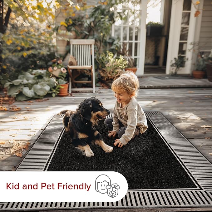 nuLOOM 4' x 6' Outdoor Area Rug, Casual Design With Striped Border, Stain Resistant, Highly Durable, For Patio, Balcony, Bedroom, Living Room, Dining Room, Bathroom, Black
