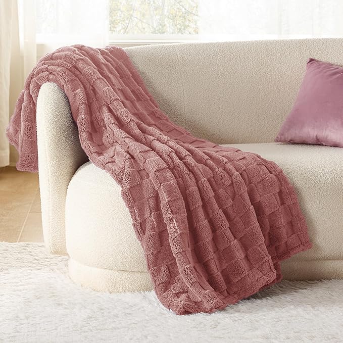 Bedsure GentleSoft Twin Blanket for Bed Dusty Pink - Super Soft Cozy Blankets for Women Men Girls, Cute Fuzzy Fleece Throws for Bedroom Couch, 60x80 Inches