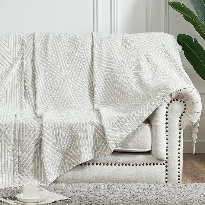 jinchan Boho 100% Cotton Blanket Muslin Twin Size 60x80 Inches Lightweight 3-Layer Geometric Triangle Striped Reversible Quilt Throw Soft Breathable Comfy All Seasons for Couch Bed Decor, Light Grey