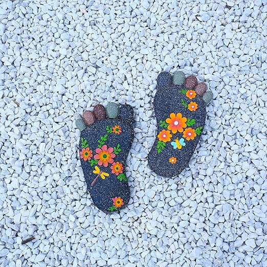 Stepping Stones Garden Decorative Stones for Patio, Deck, Garden or Sidewalk Home Decor Footprint Shaped Stepping Stones Set of 2 （Dark Grey）