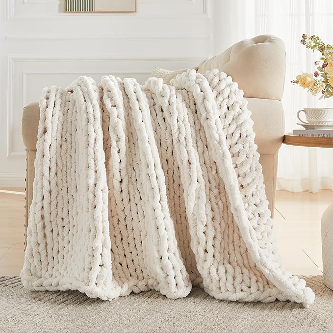 Carriediosa Chunky Knit Throw Blanket 60" X 80" Twin, 100% Hand Made Large Chenille Loop Yarn Soft Fluffy Throws for Couch Sofa Bed, Big Crochet Cozy Heavy Thick Cable Woven Blankets, Cream White