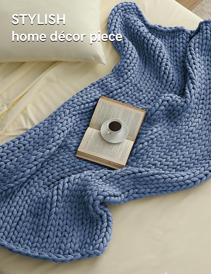 YnM Chunky Throw Blanket, Medium-Weight, Hand Knitted, Skin Friendly, Ventilated and Breathable, Machine Washable, Home Décor Piece for Couch, Sofa and Bed (Cerulean Blue, 60x80 Inch)