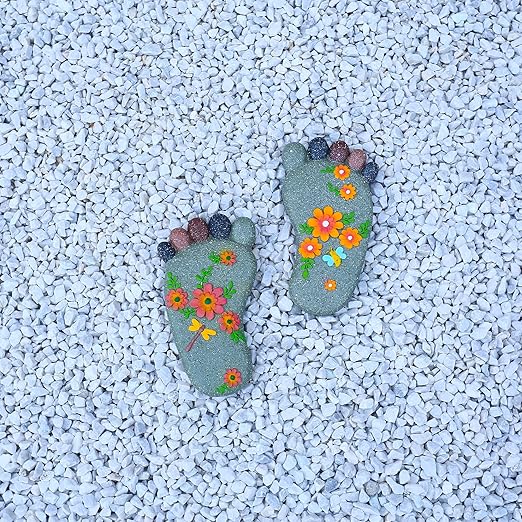Stepping Stones - Resin Footprint Shaped Set of 2 (Light Gray)