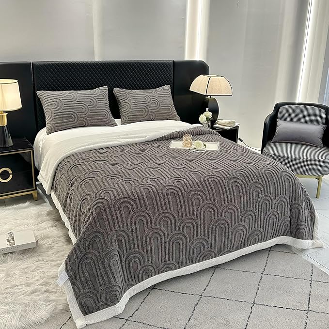 UKELER Sherpa Fleece Blanket 60 × 80 inch, Ultra Soft Twin Size Throw Blanket for All Season, Cozy Plush Arch Blankets for Bed Couch Sofa Office Camping, Dark Grey