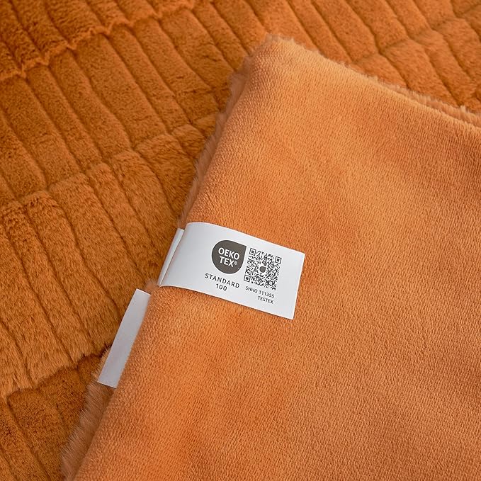 Amélie Home Luxury Striped Faux Fur Throw Blanket for Couch, Embossed Split Fur Cozy Fuzzy Fluffy Luxurious Soft Plush Sofa Chair Bed Gift Blankets for Women Men Wife Friend, 60"x80", Brown