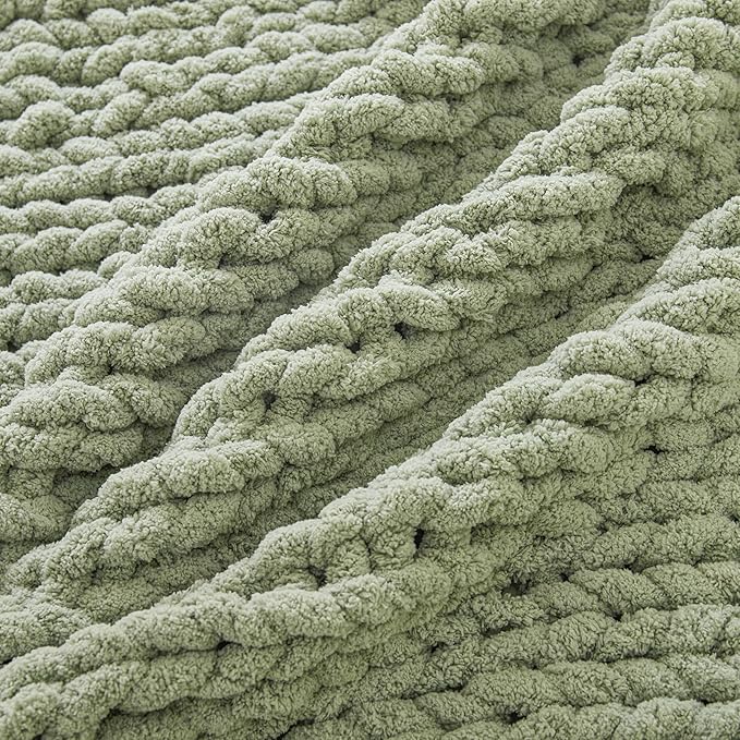 WESHIONGOO Chunky Knit Blanket Throw 40"×40" Knit Throw Blanket for Couch Bed Throw Blanket with Jumbo Chenille Yarn Thick 100% Handmade (Sage Green)