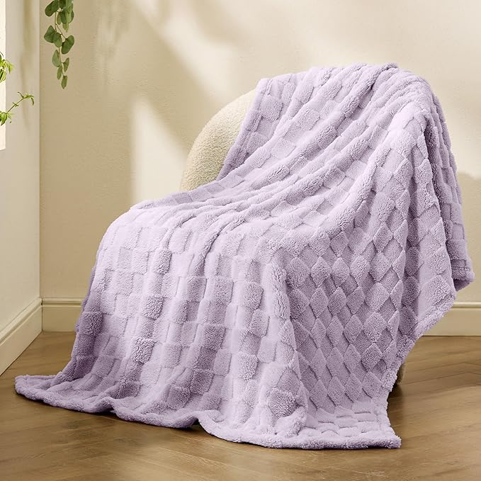 Bedsure GentleSoft Lavender Fog Twin XL Blanket for Bed - Super Soft Cozy Fleece Blankets for Women, Cute Throws for Girls, Dorm Room Essentials for Girls Teens Back to School, 66x90 Inches